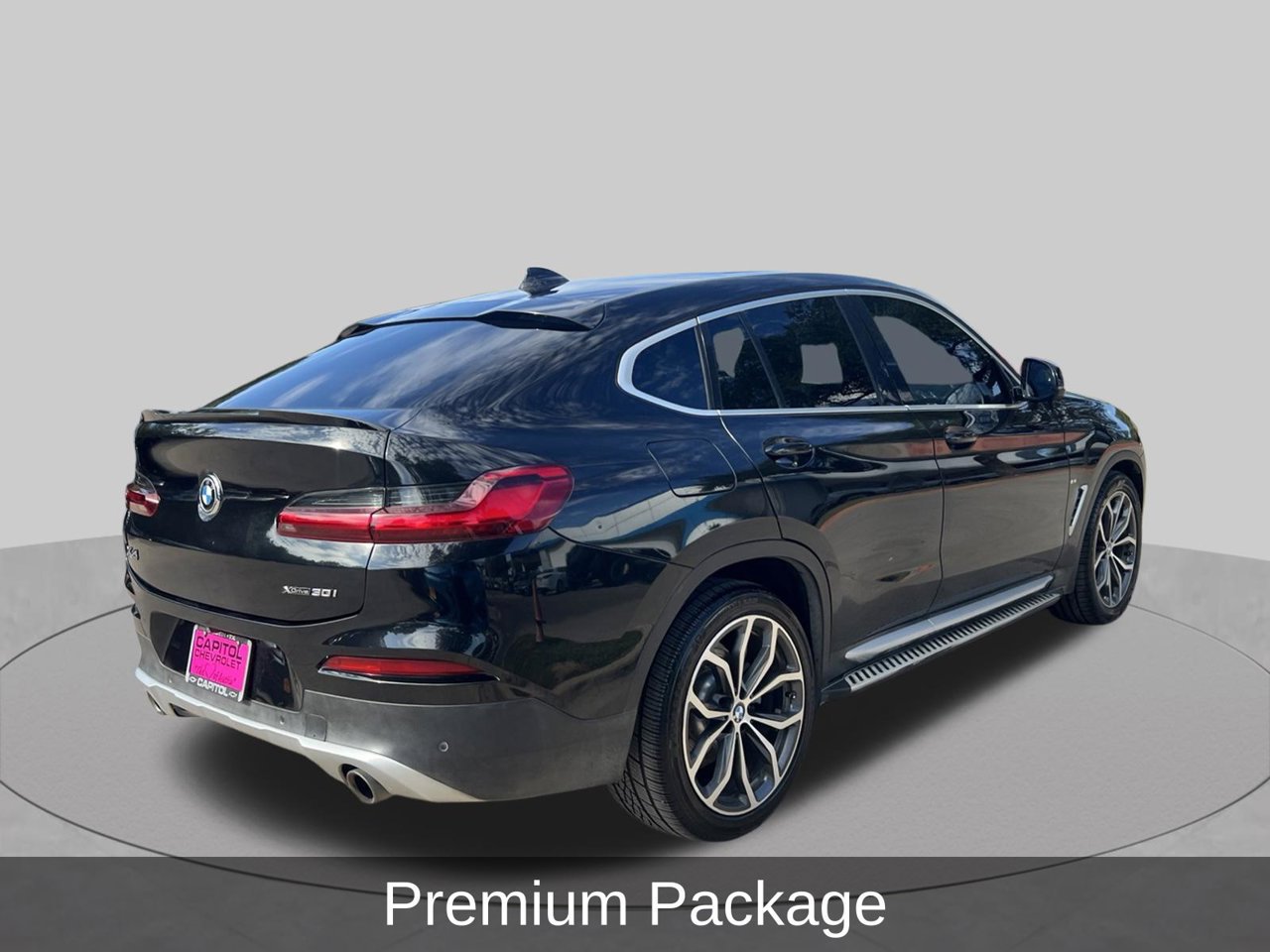 Used 2020 BMW X4 xDrive30i w/ Premium Package AWD/4WD image 5