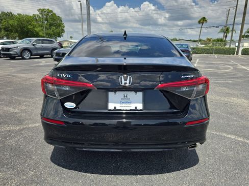Used 2023 Honda Civic Sport image 5
