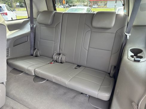 Used 2020 GMC Yukon SLT w/ Open Road Package image 13