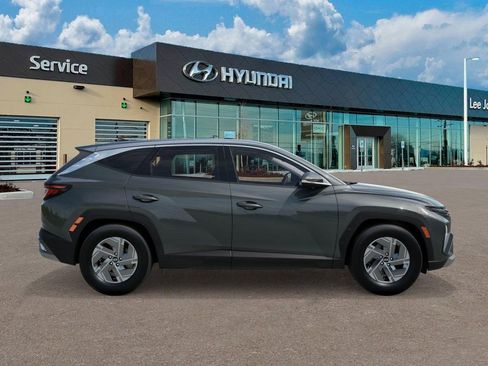 New 2026 Hyundai Tucson Blue SE AWD/4WD image 7