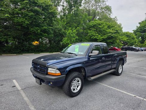 Used 2003 Dodge Dakota Sport AWD/4WD image 2