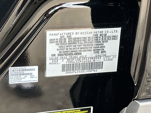 Certified 2025 Nissan Kicks SR FWD image 35