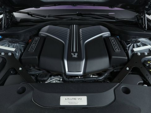 Used 2023 Rolls-Royce Ghost Black Badge image 37