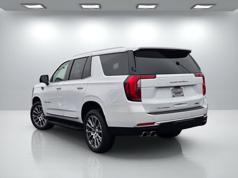 Certified 2025 GMC Yukon Denali image 6