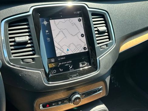 Certified 2022 Volvo XC90 T6 Momentum w/ Climate Package AWD/4WD image 24