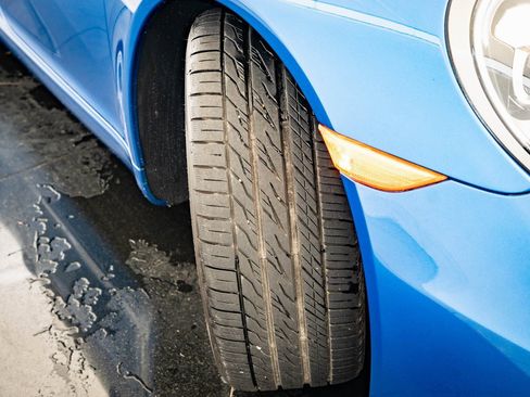 Used 2015 Porsche 911 Carrera S image 40