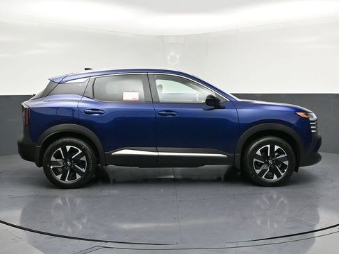 New 2026 Nissan Kicks SV w/ SV Premium Package AWD/4WD image 25
