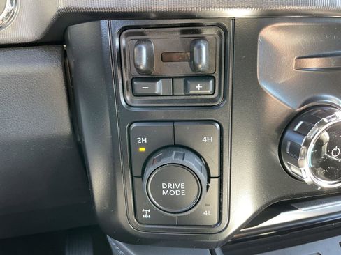 New 2026 Ford F250 Platinum AWD/4WD image 24