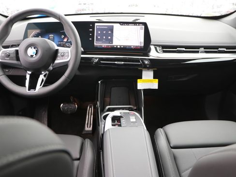 Used 2024 BMW X1 xDrive28i w/ M Sport Package image 29