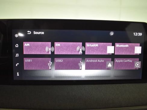 Certified 2025 Nissan Kicks SV AWD/4WD image 17