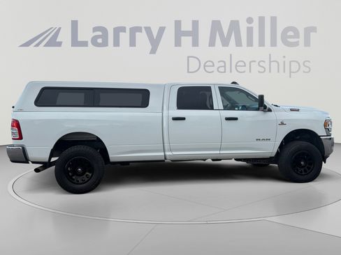 Used 2022 RAM 2500 Tradesman w/ Chrome Appearance Group AWD/4WD image 7