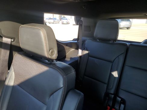 Certified 2021 Chevrolet Tahoe High Country w/ Premium Package image 13