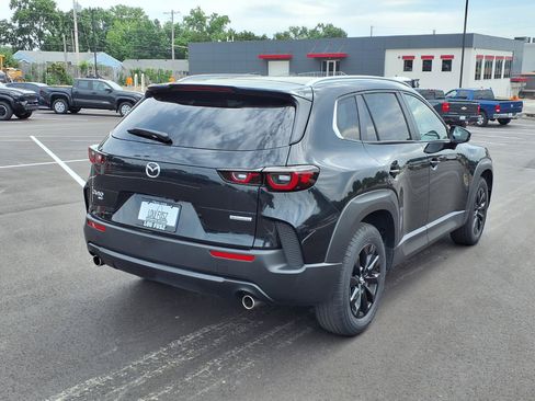 Used 2025 MAZDA CX-50 AWD 2.5 S w/ Preferred Package image 4