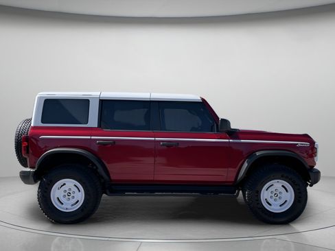 New 2026 Ford Bronco Heritage Edition AWD/4WD image 2