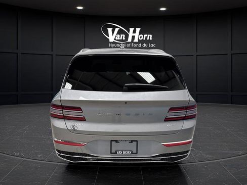 Used 2025 Genesis GV80 2.5T Advanced image 14