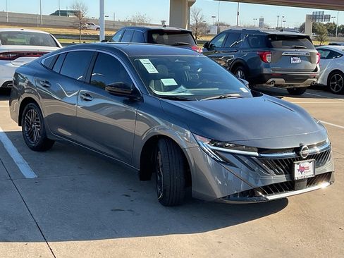 New 2026 Nissan Sentra SV w/ Floor Mat Package image 4