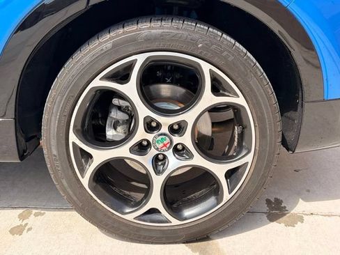 Used 2024 Alfa Romeo Tonale Ti AWD/4WD image 7