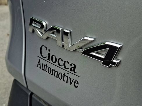 Used 2023 Toyota RAV4 XLE Premium AWD/4WD image 31