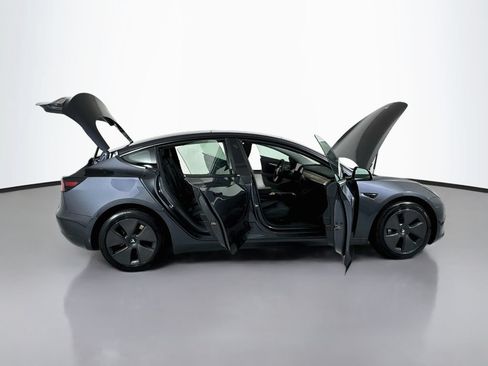 Used 2023 Tesla Model 3 Standard Range RWD image 32