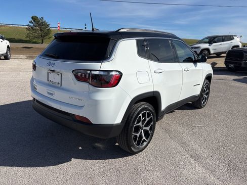 New 2026 Jeep Compass Limited image 5