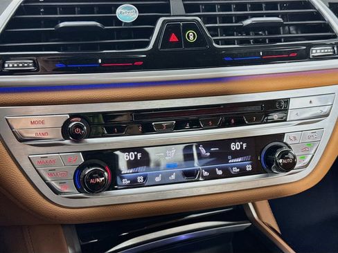Used 2018 BMW 750i xDrive AWD/4WD image 17