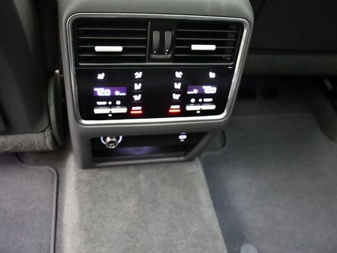 New 2026 Porsche Panamera 4S AWD/4WD image 33