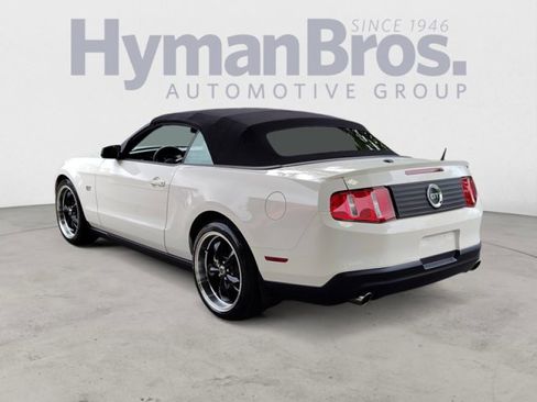 Used 2010 Ford Mustang GT Premium image 5