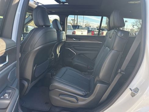 New 2026 Jeep Grand Cherokee L Limited AWD/4WD image 29