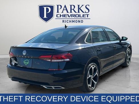 Used 2022 Volkswagen Passat 2.0T R-Line FWD image 7