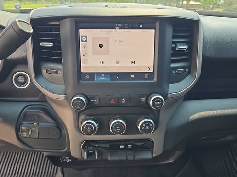 Used 2024 RAM 3500 Tradesman w/ Chrome Appearance Group AWD/4WD image 20