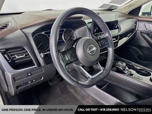 Certified 2023 Nissan Rogue SL w/ SL Premium Package image 9