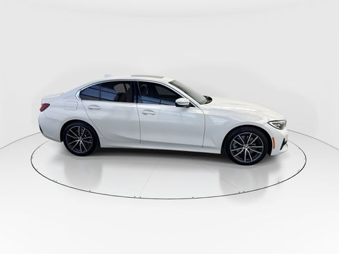 Used 2019 BMW 330i Sedan image 9