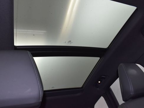 Used 2025 BMW X1 xDrive28i image 26