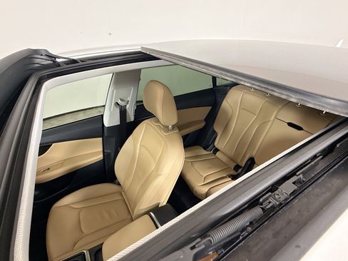 Used 2023 Audi Q8 Premium w/ Convenience Package image 14