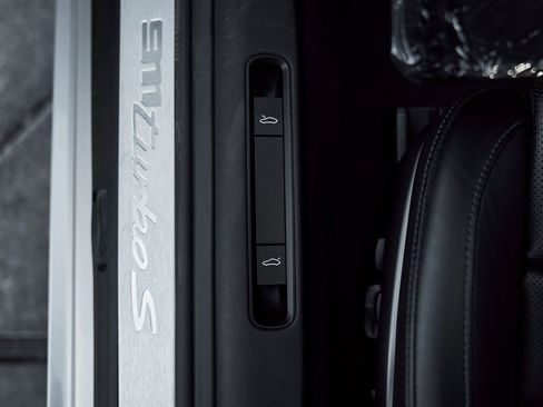 Used 2021 Porsche 911 Turbo S image 35