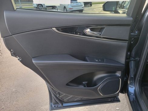 Certified 2022 Lincoln Nautilus AWD w/ Premium Package image 31