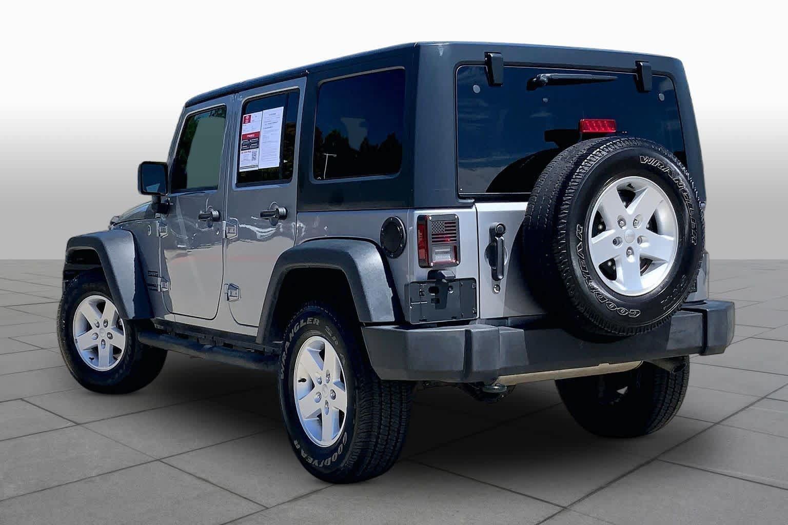 Used 2017 Jeep Wrangler Unlimited Sport w/ Quick Order Package 24S AWD/4WD image 11