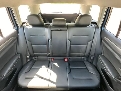Used 2017 Volkswagen Golf Alltrack S AWD/4WD image 17