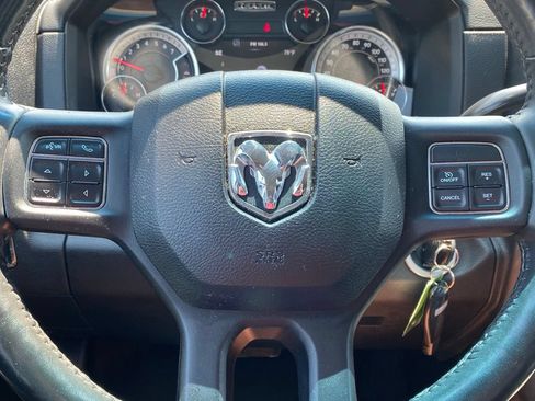 Used 2018 RAM 2500 Big Horn w/ Sport Appearance Group AWD/4WD image 26