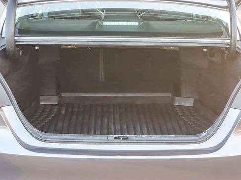 Used 2019 Toyota Camry XLE image 25