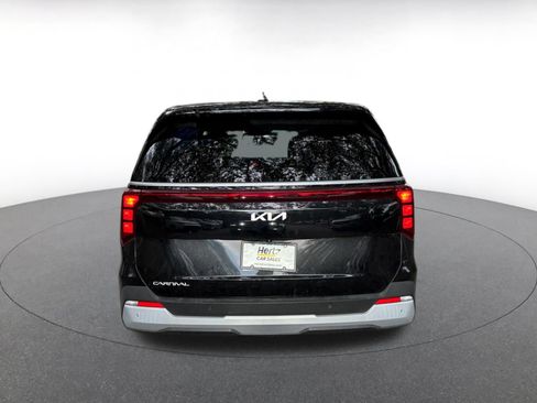 Used 2026 Kia Carnival FWD image 6
