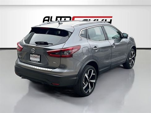 Used 2020 Nissan Rogue Sport SL w/ Premium Package image 7