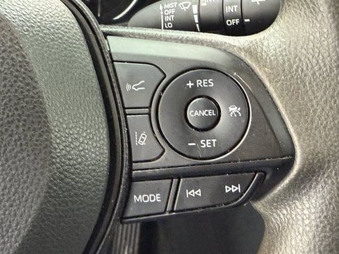 Used 2024 Toyota RAV4 XLE image 12