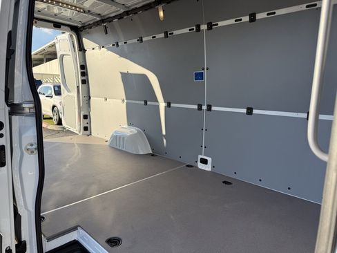 New 2026 Mercedes-Benz Sprinter 2500 image 19