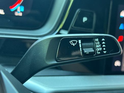 Used 2025 Porsche Cayenne S image 35