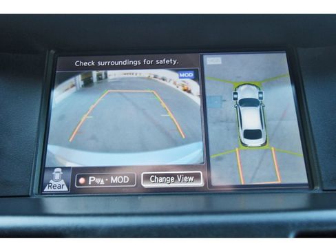 Used 2017 INFINITI Q70 3.7 image 26