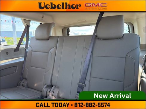 Used 2018 GMC Yukon XL SLT w/ Open Road Package AWD/4WD image 22