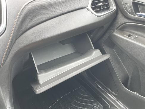 Used 2020 Chevrolet Equinox Premier image 34