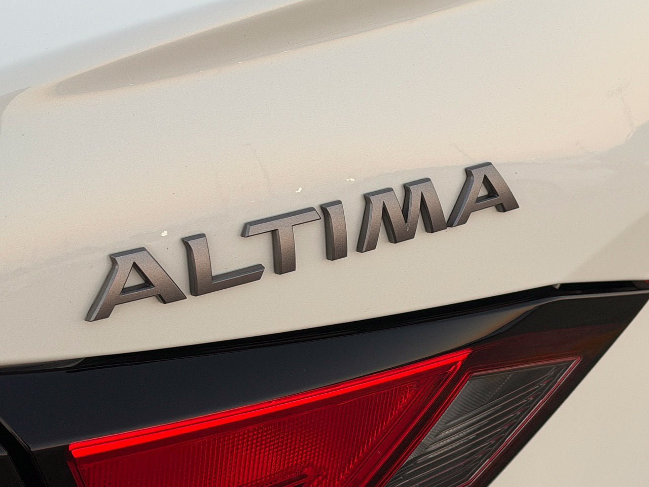 Certified 2024 Nissan Altima 2.5 SV AWD/4WD image 9