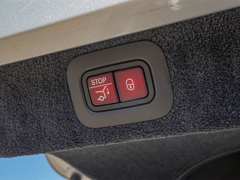 Used 2022 Aston Martin DBX Base image 43